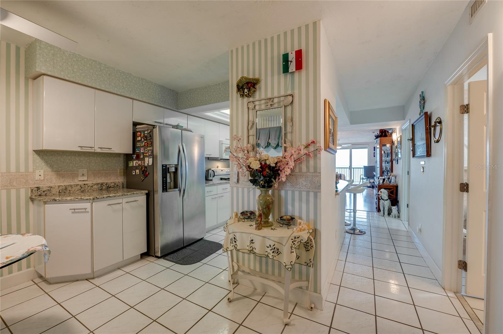 Image 9 of 31 For 4565 Atlantic Avenue 5708