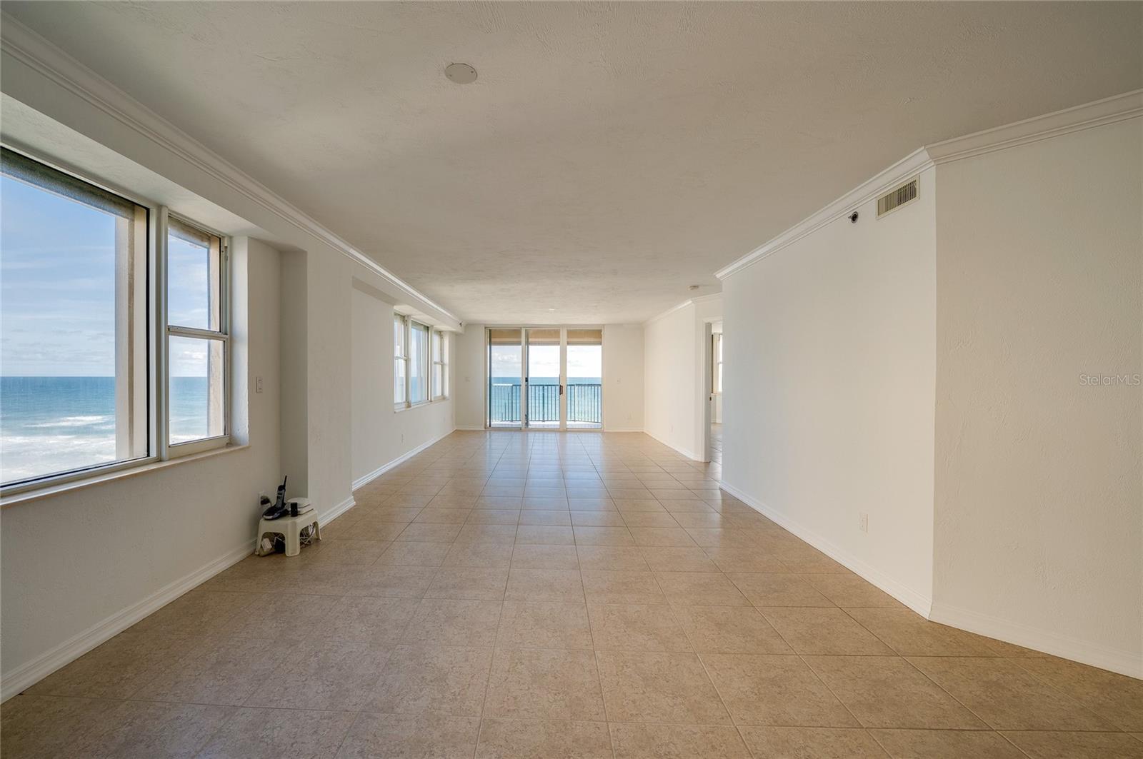 Image 13 of 40 For 4545 Atlantic Avenue 3506