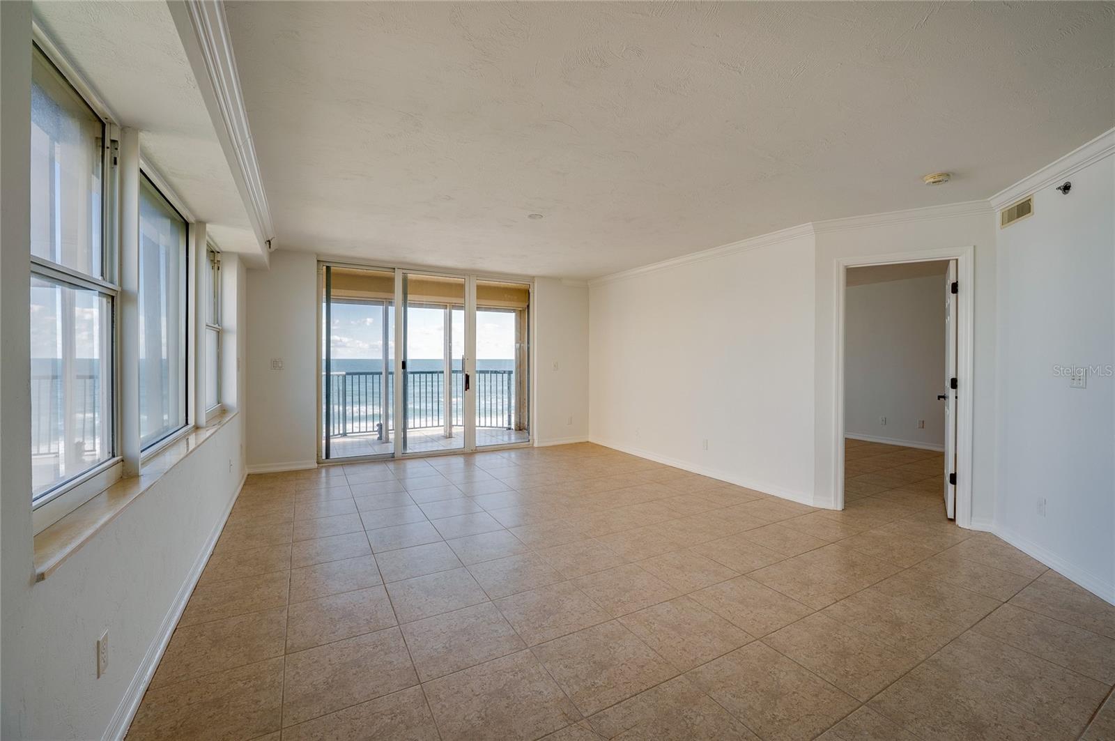 Image 14 of 40 For 4545 Atlantic Avenue 3506