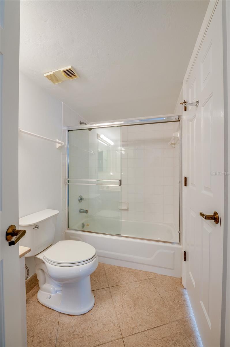 Image 28 of 40 For 4545 Atlantic Avenue 3506