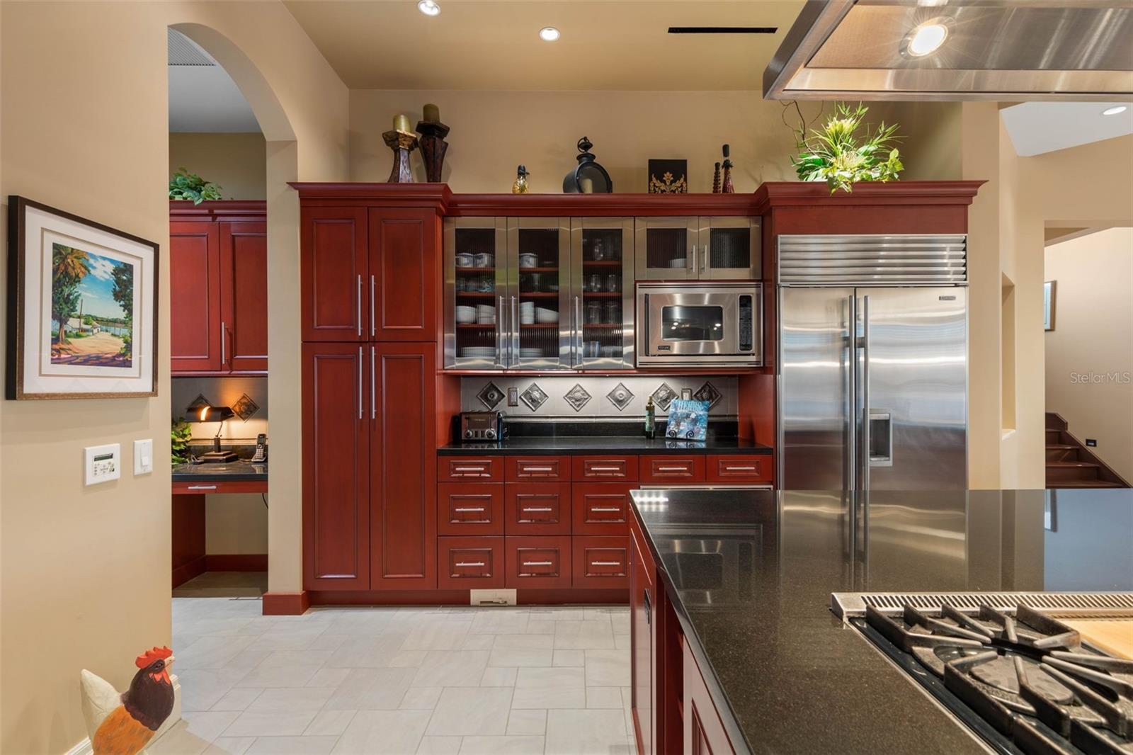 Image 20 of 100 For 131 Island Estates Parkway