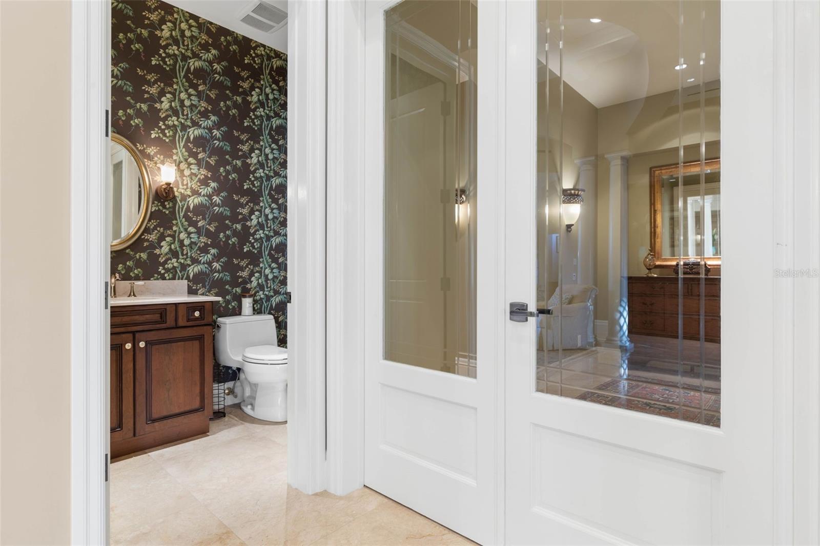 Image 42 of 100 For 131 Island Estates Parkway