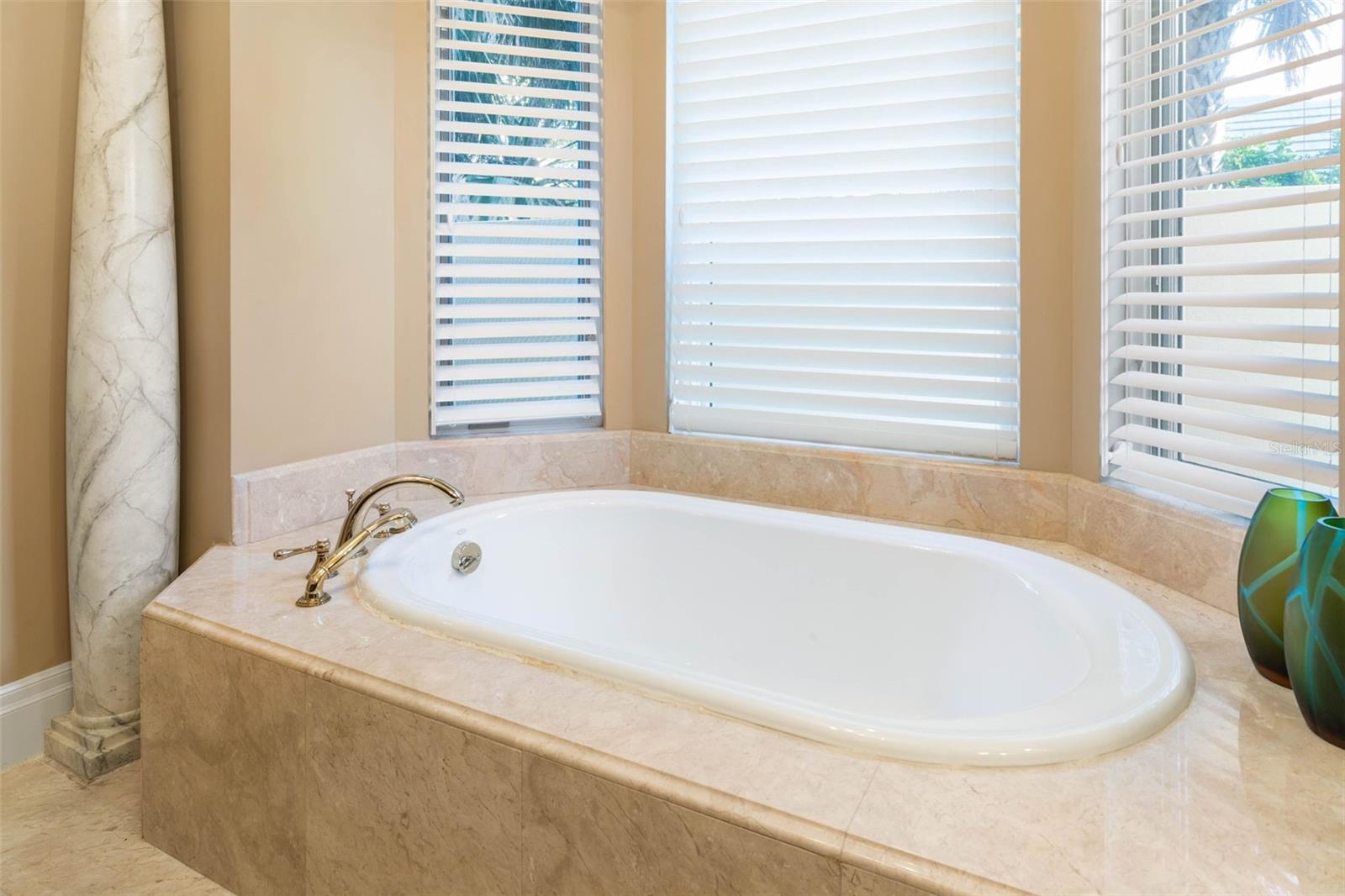 Image 51 of 100 For 131 Island Estates Parkway