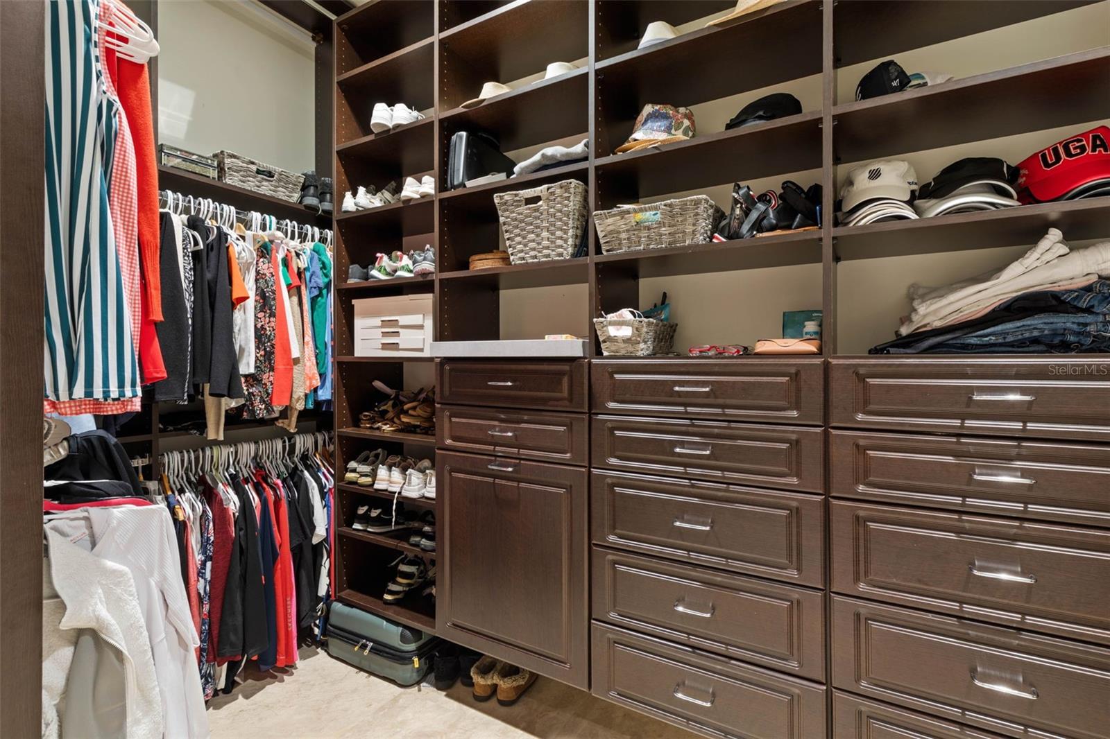 Image 52 of 100 For 131 Island Estates Parkway