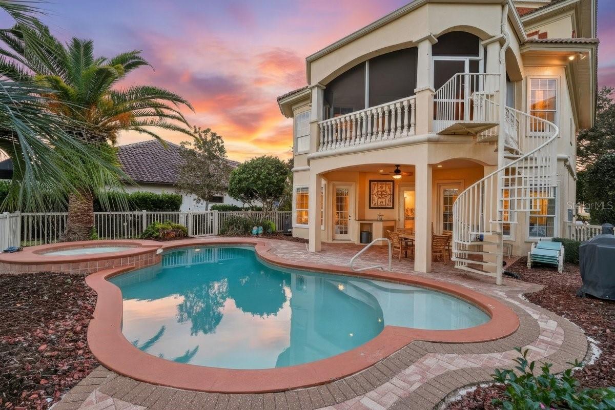 Image 2 of 65 For 29 Oak View Circle E