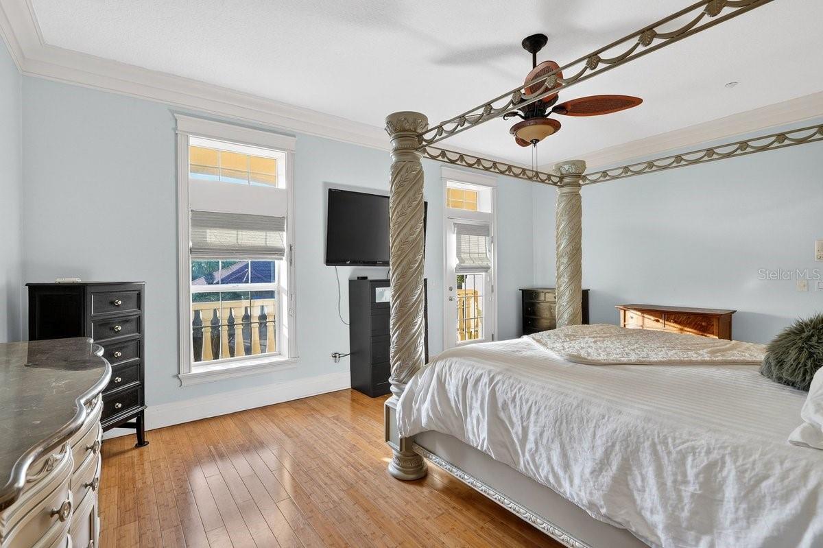 Image 23 of 65 For 29 Oak View Circle E