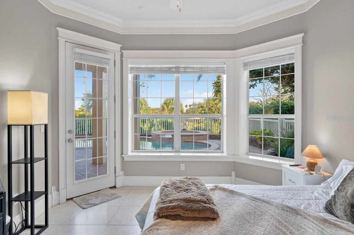 Image 33 of 65 For 29 Oak View Circle E