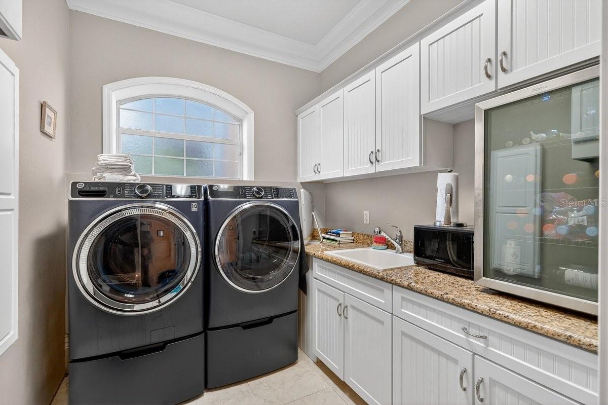 Image 39 of 65 For 29 Oak View Circle E