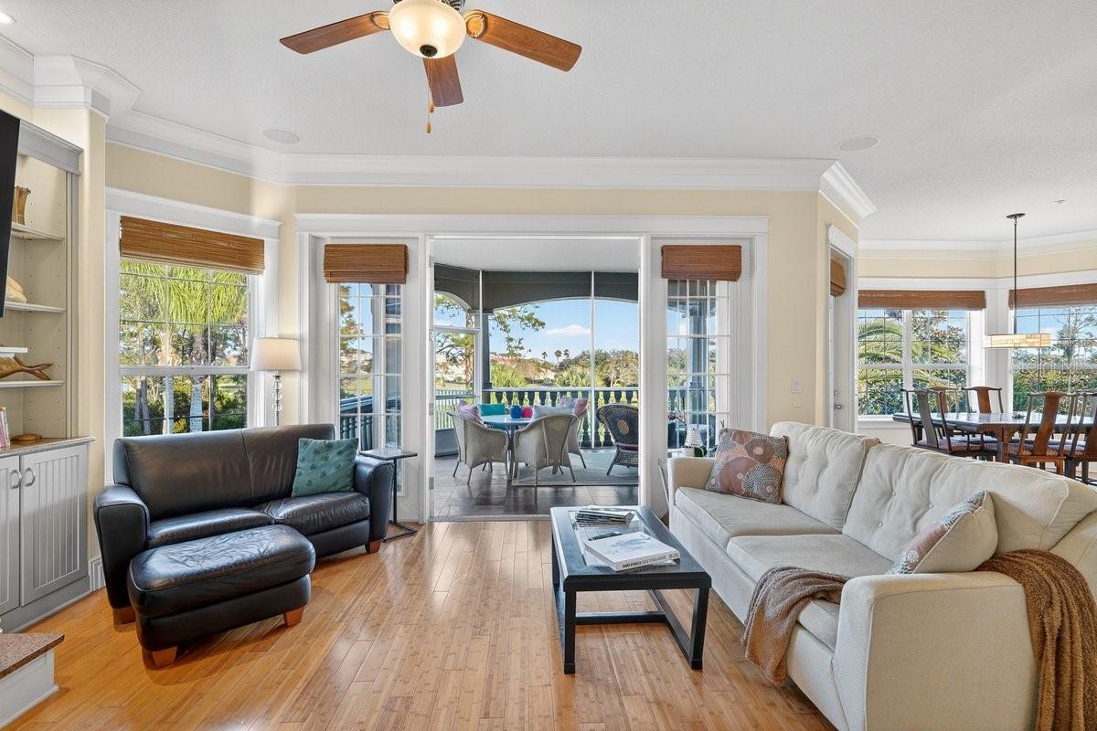 Image 7 of 65 For 29 Oak View Circle E