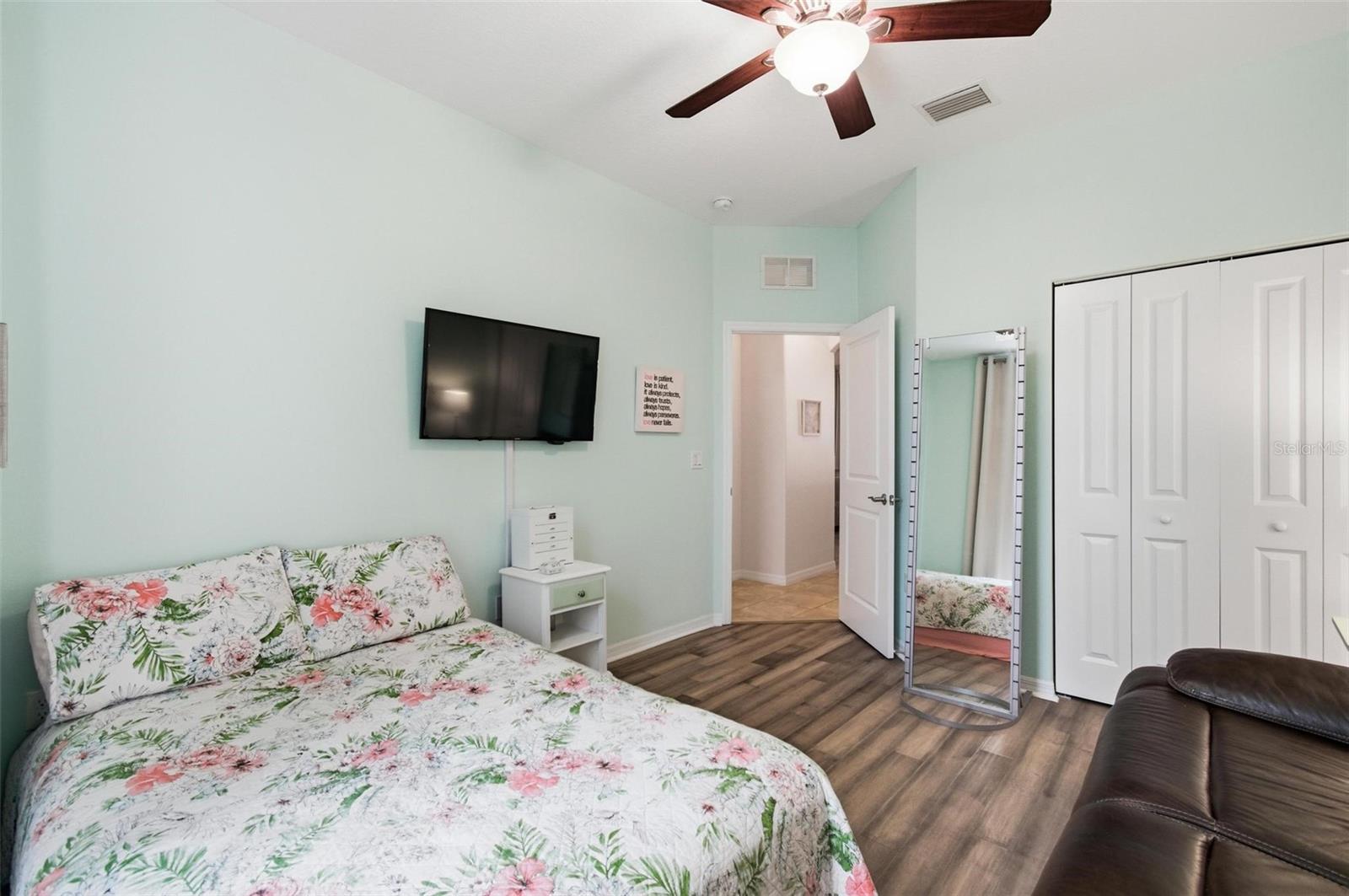 Image 37 of 46 For 15 Pineapple Drive