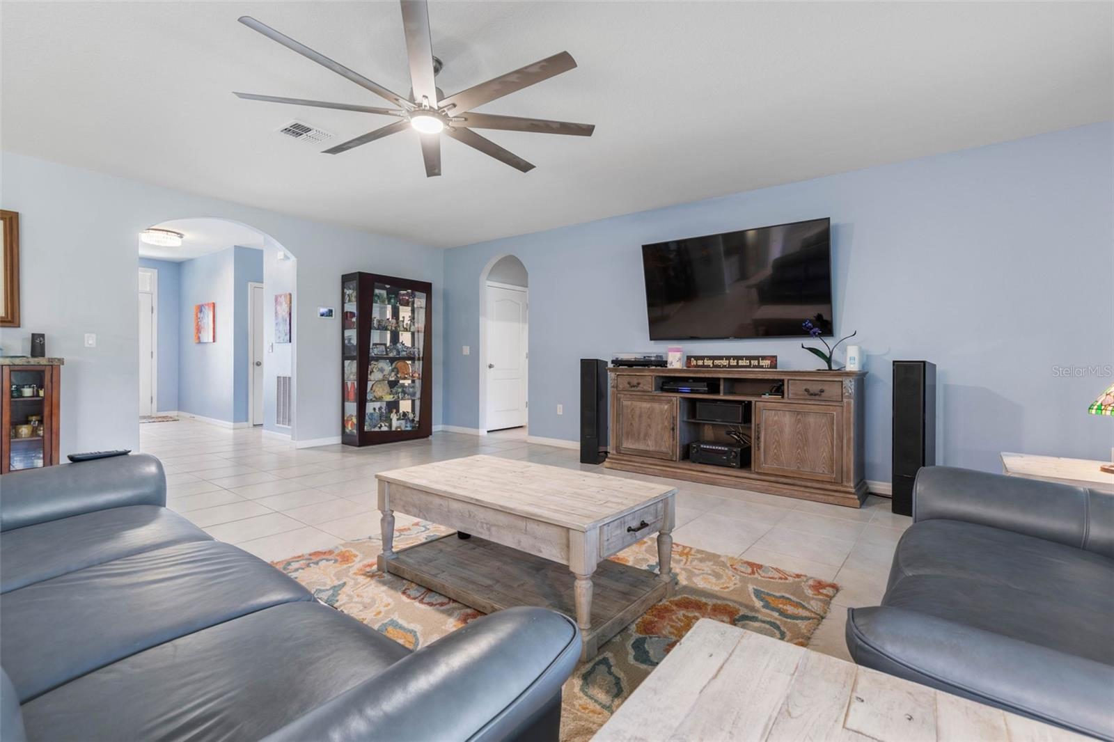 Image 11 of 53 For 277 Sunset Point Drive