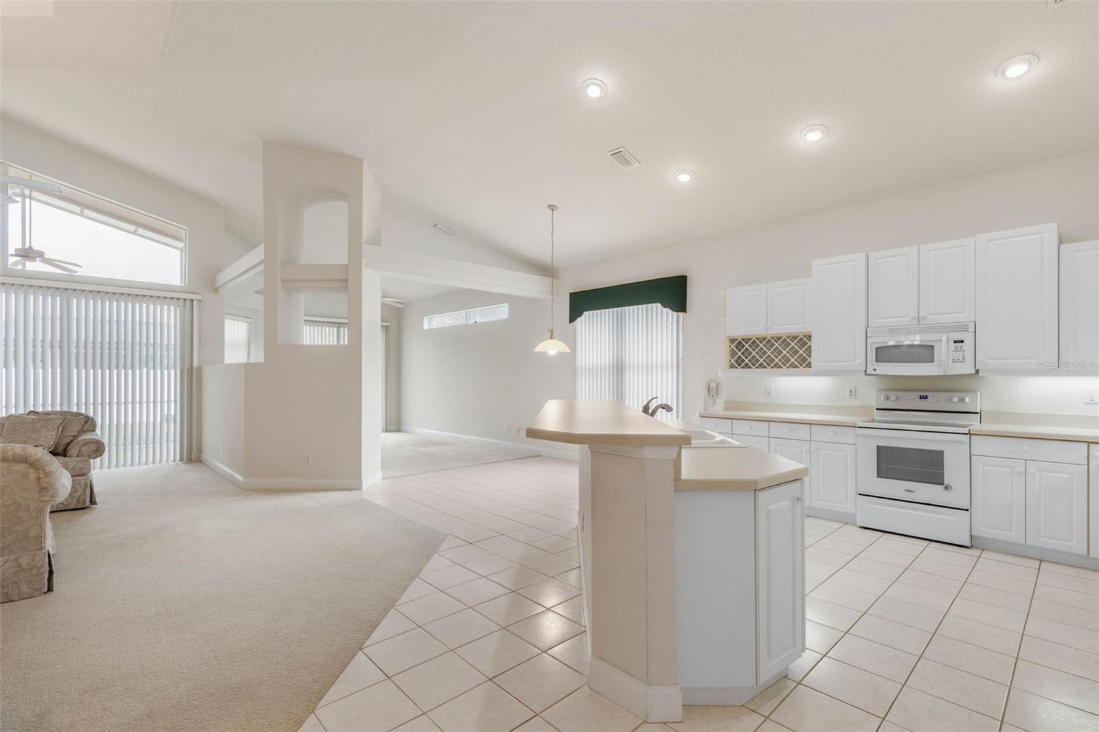 Image 13 of 49 For 24 Essex Lane