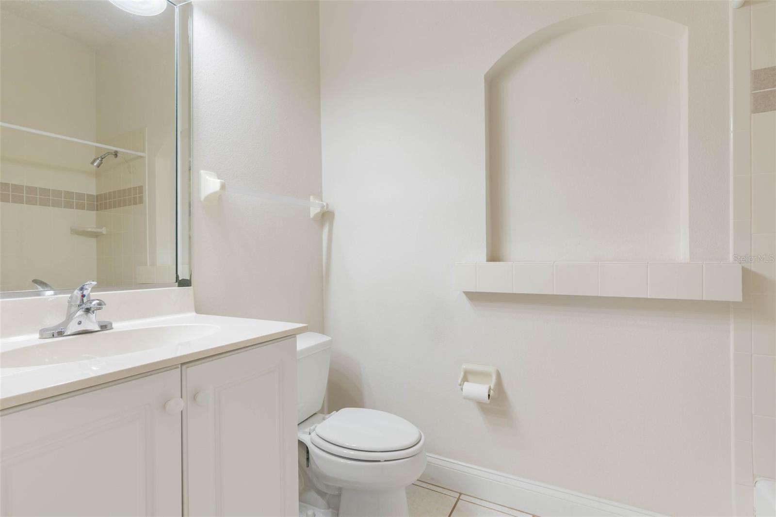 Image 31 of 49 For 24 Essex Lane