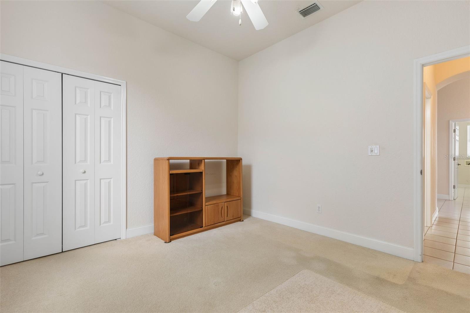 Image 34 of 49 For 24 Essex Lane