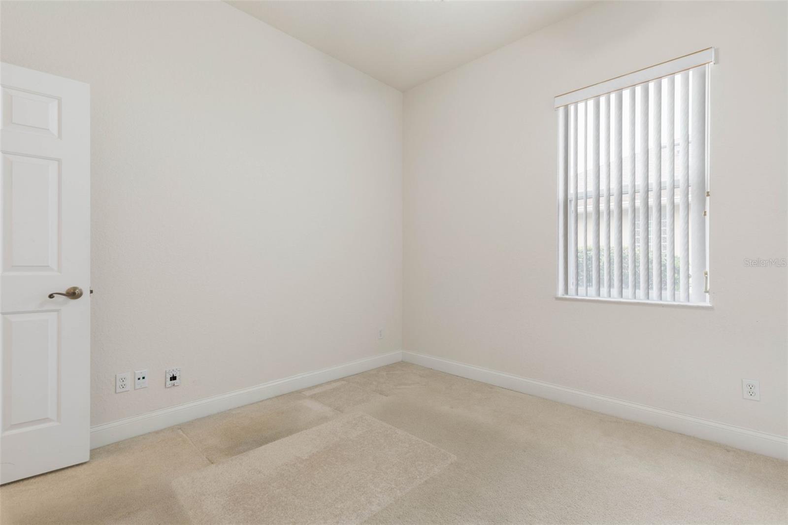 Image 35 of 49 For 24 Essex Lane