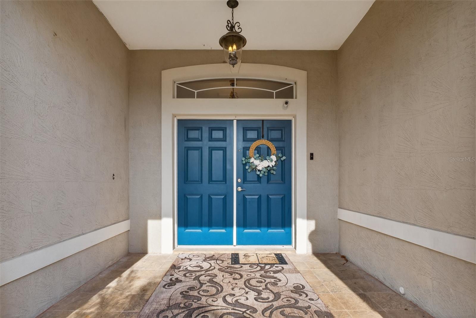 Image 2 of 50 For 18 Lewiston Court