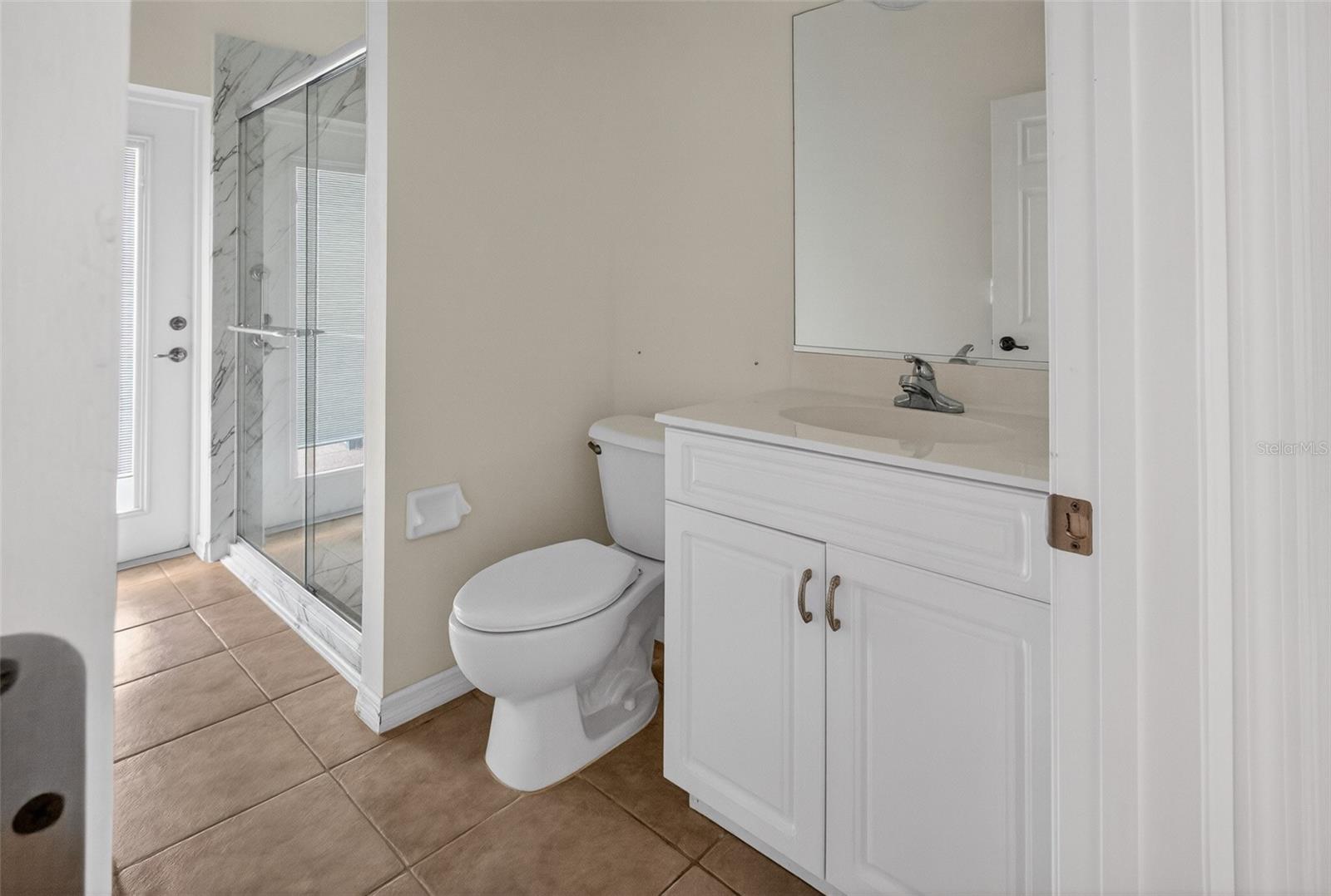 Image 36 of 50 For 18 Lewiston Court