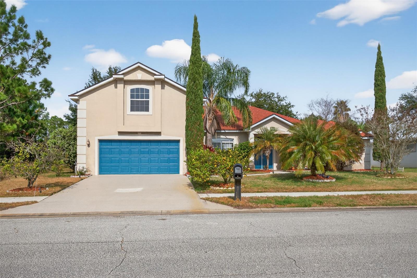 Image 47 of 50 For 18 Lewiston Court