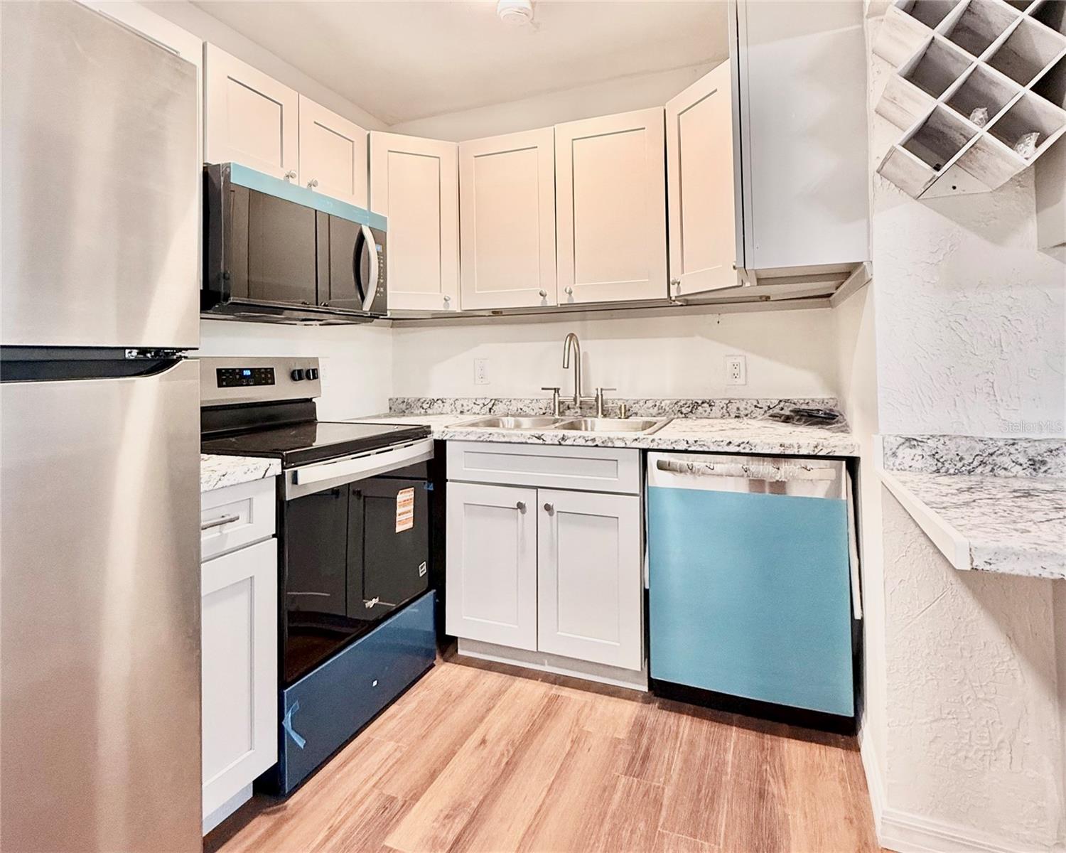 Image 19 of 41 For 821 22nd Terrace