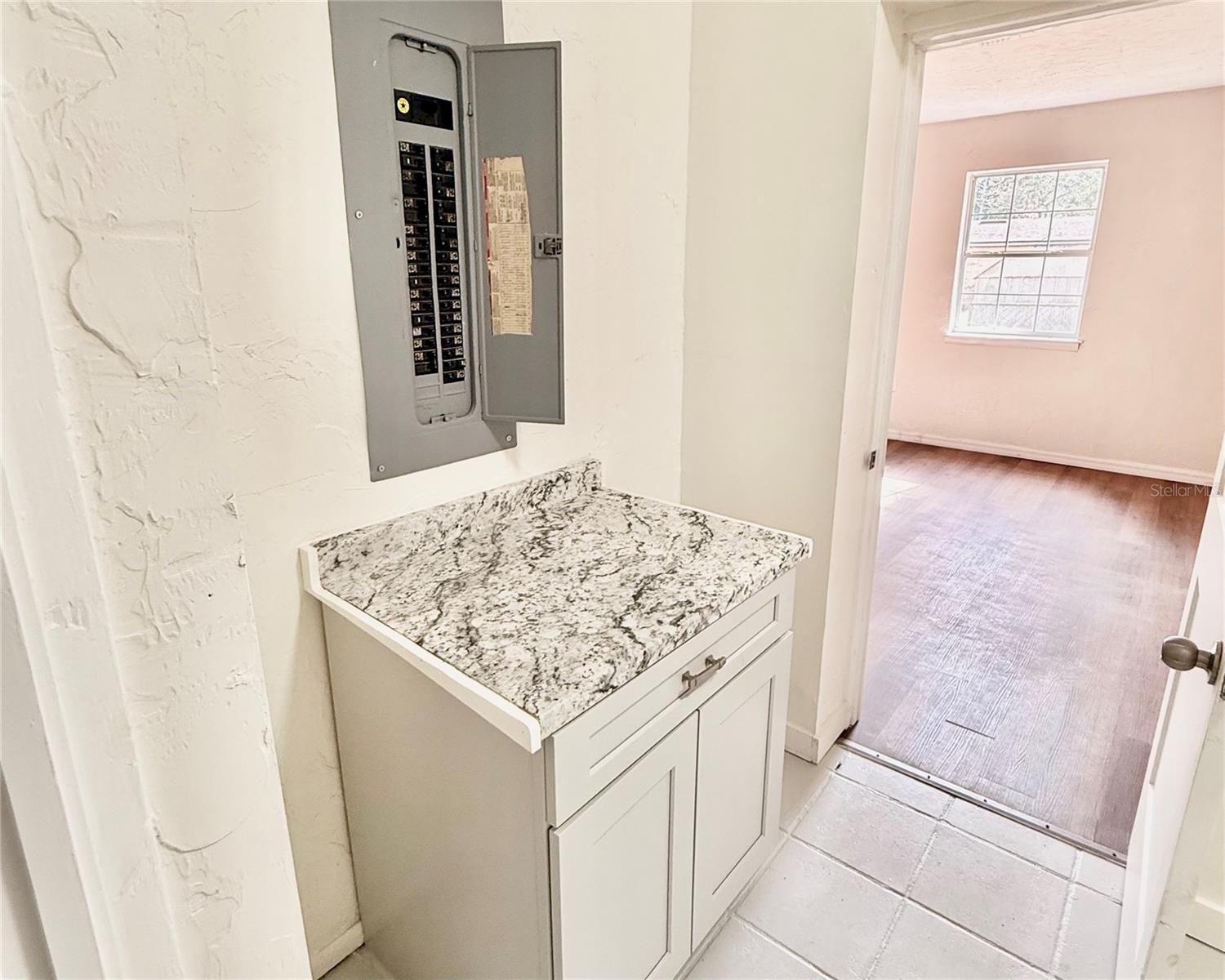 Image 25 of 41 For 821 22nd Terrace