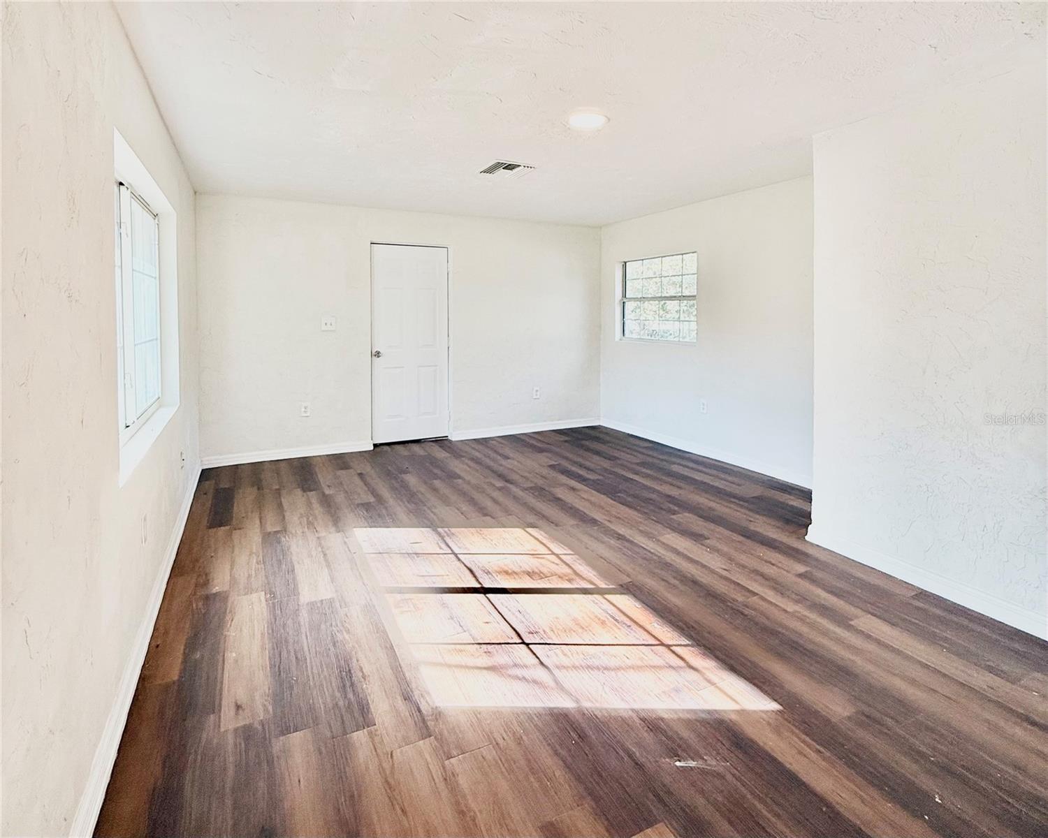 Image 29 of 41 For 821 22nd Terrace