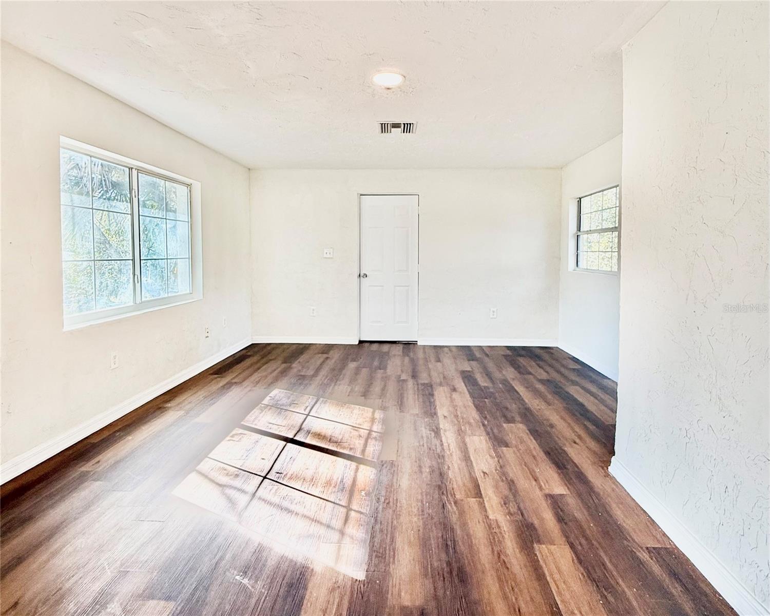 Image 30 of 41 For 821 22nd Terrace