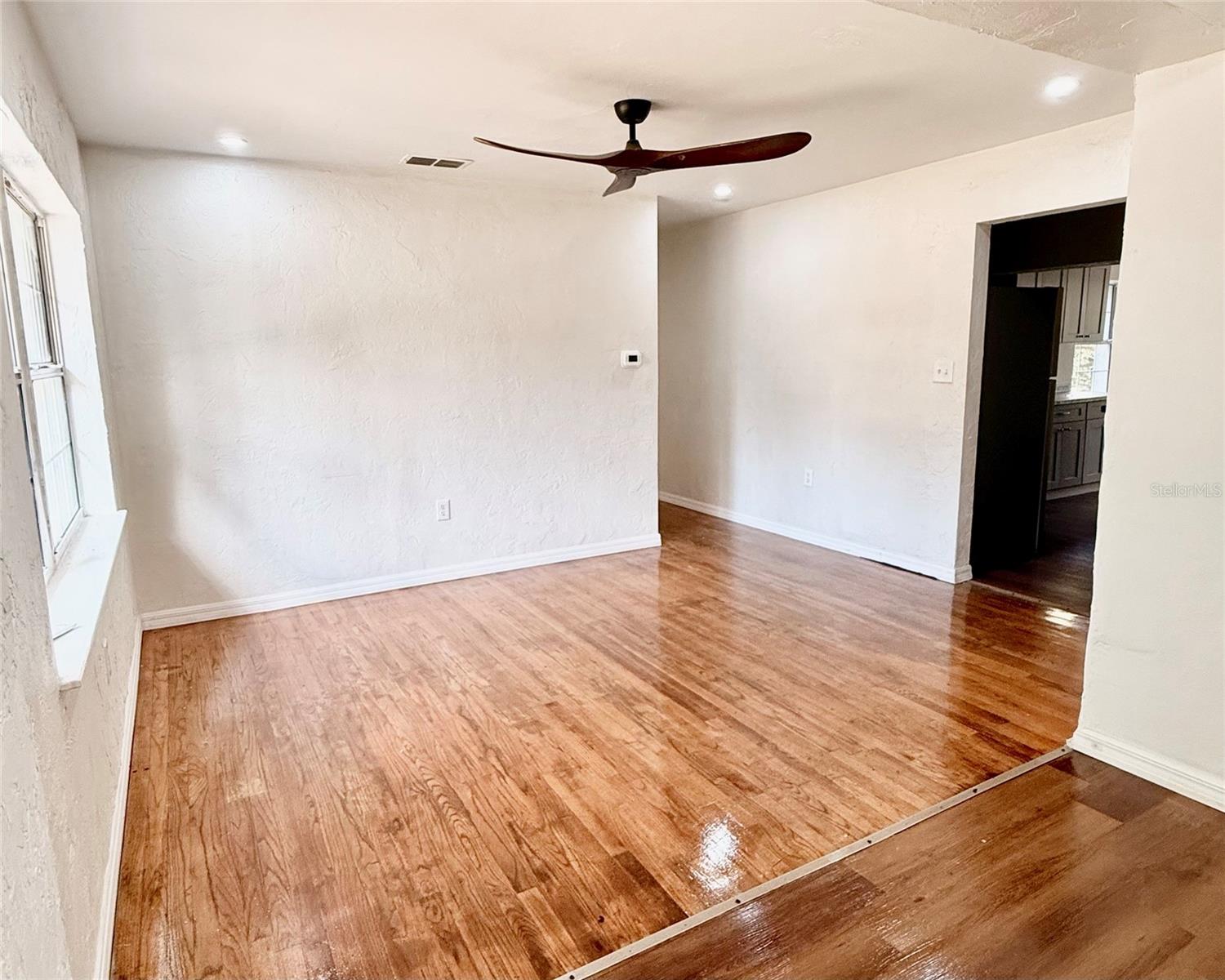 Image 8 of 41 For 821 22nd Terrace