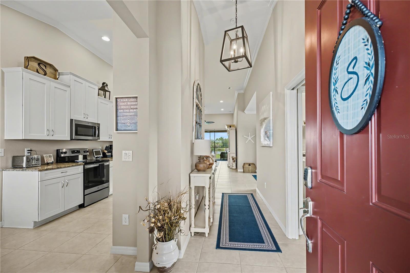 Image 5 of 46 For 12710 Sorrento Way 204