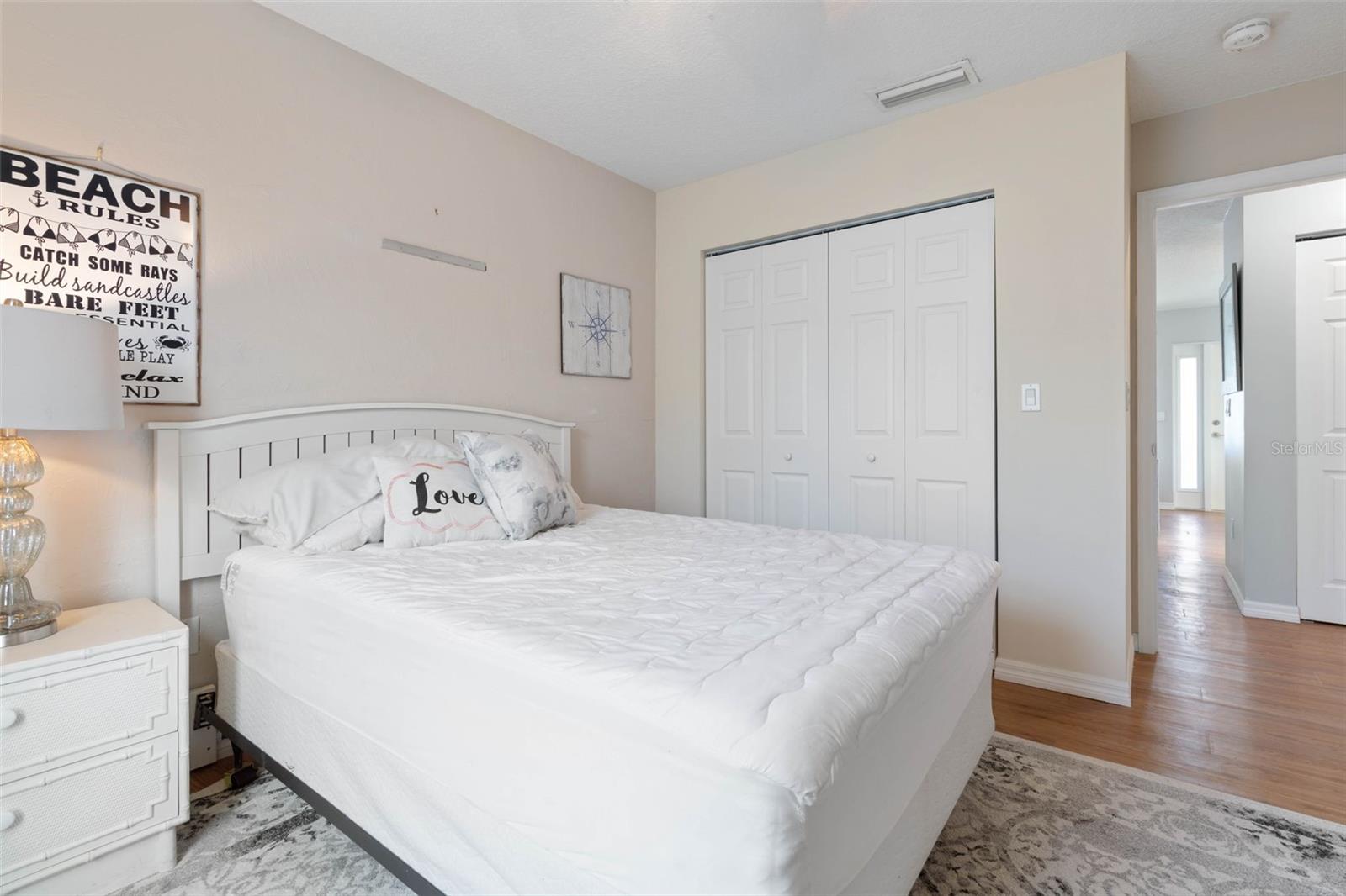 Image 17 of 40 For 601 Central Avenue A