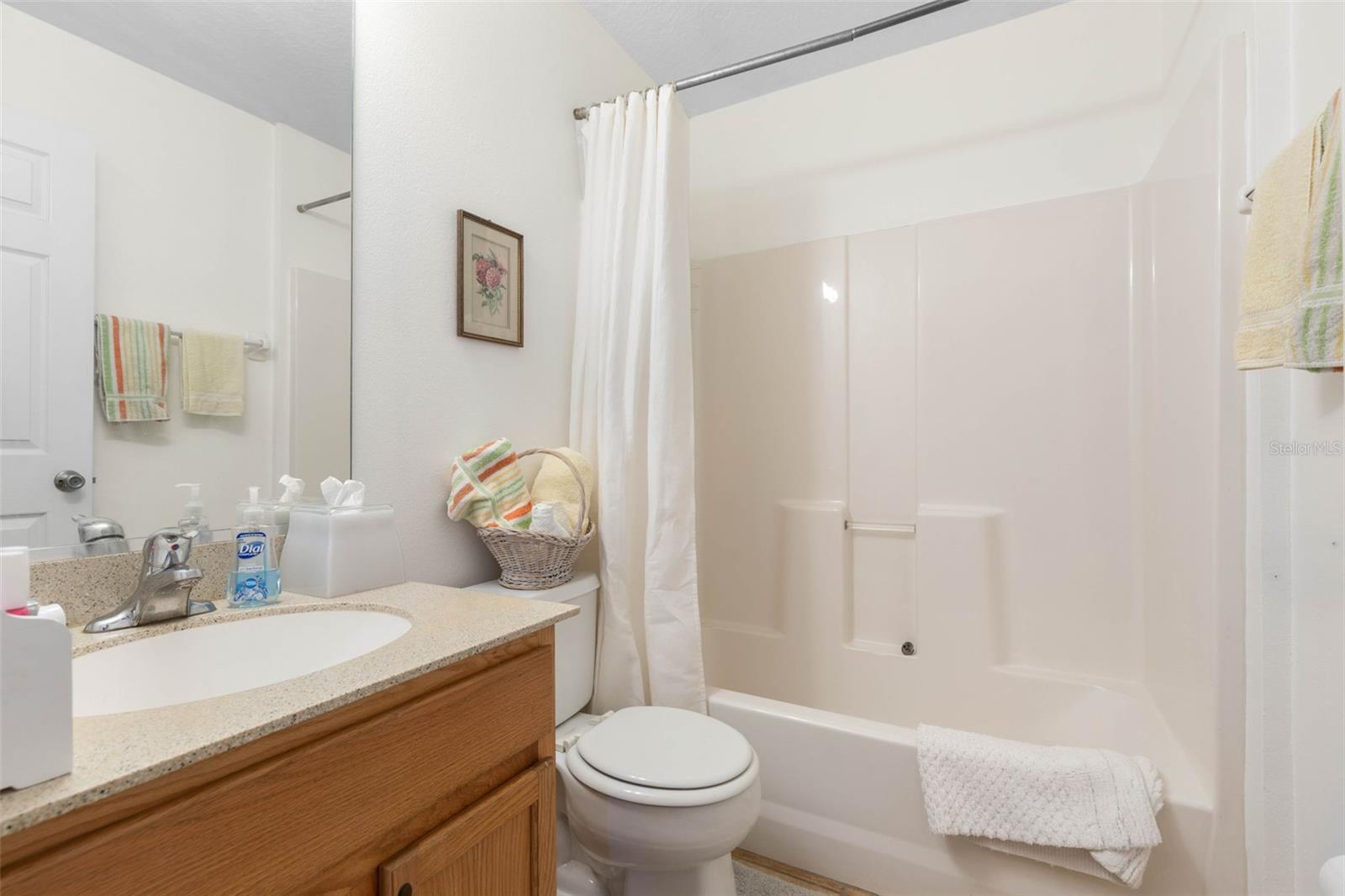 Image 15 of 18 For 12 Louisiana Drive A & B