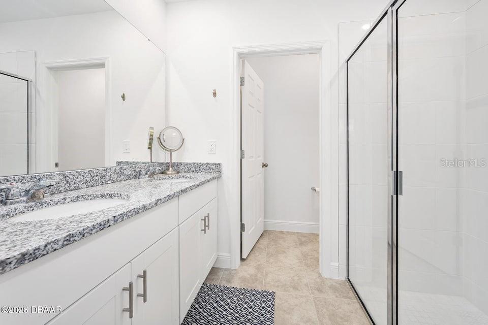 Image 18 of 46 For 132 Links Terrace Boulevard