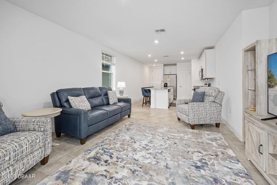 Image 30 of 46 For 132 Links Terrace Boulevard