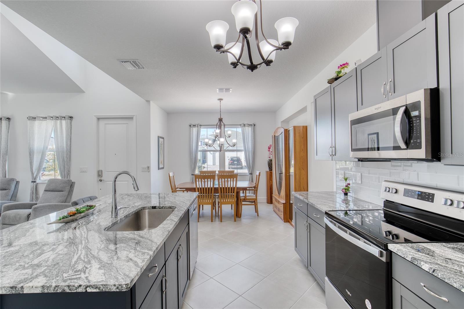 Image 18 of 71 For 198 Gypsy Palace Lane