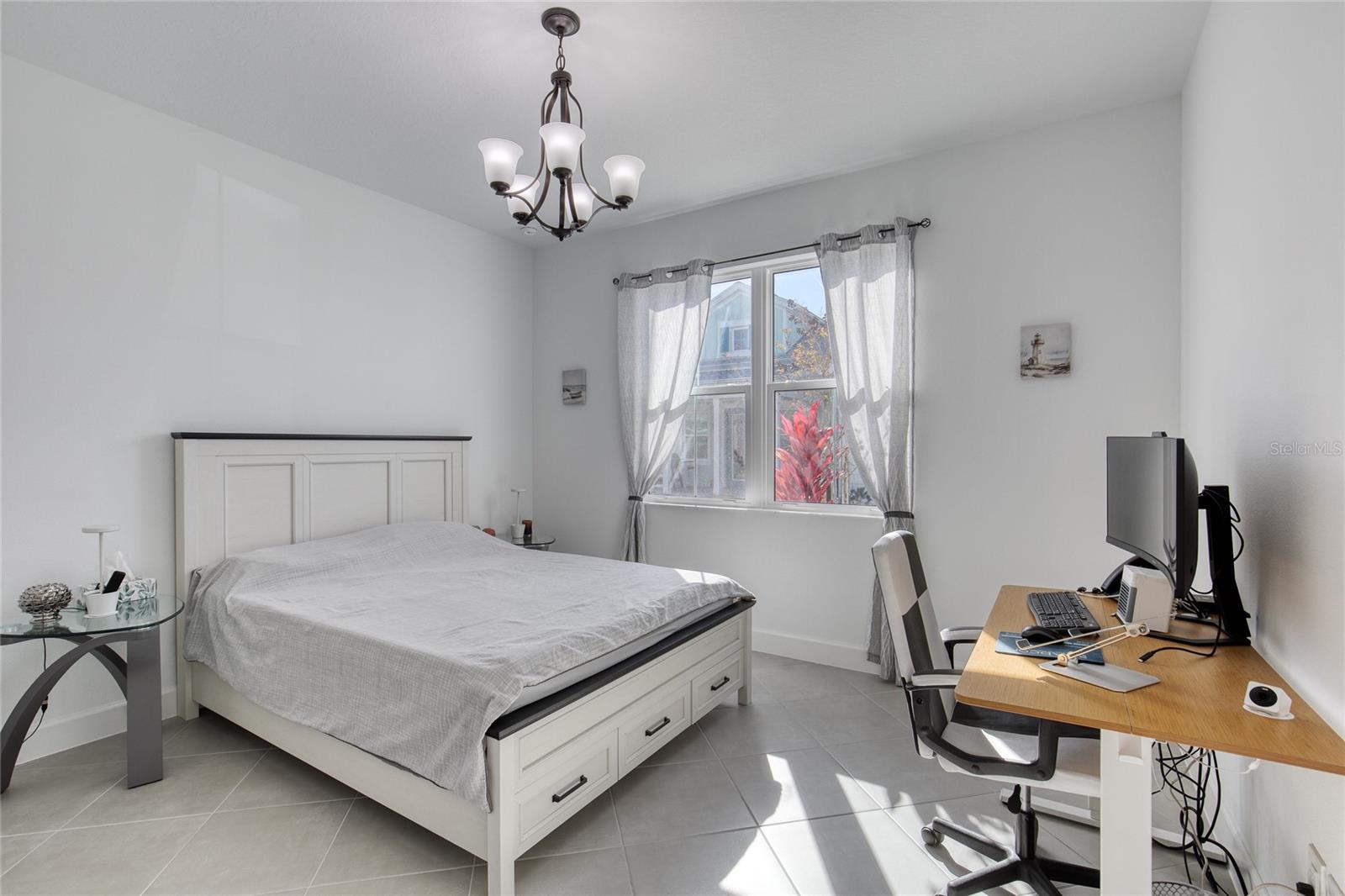 Image 22 of 71 For 198 Gypsy Palace Lane