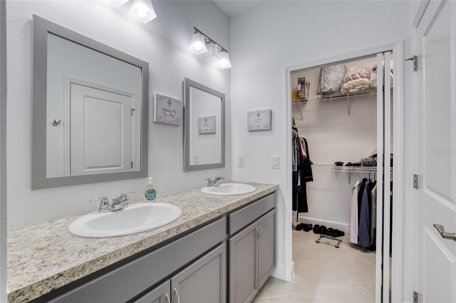 Image 25 of 71 For 198 Gypsy Palace Lane