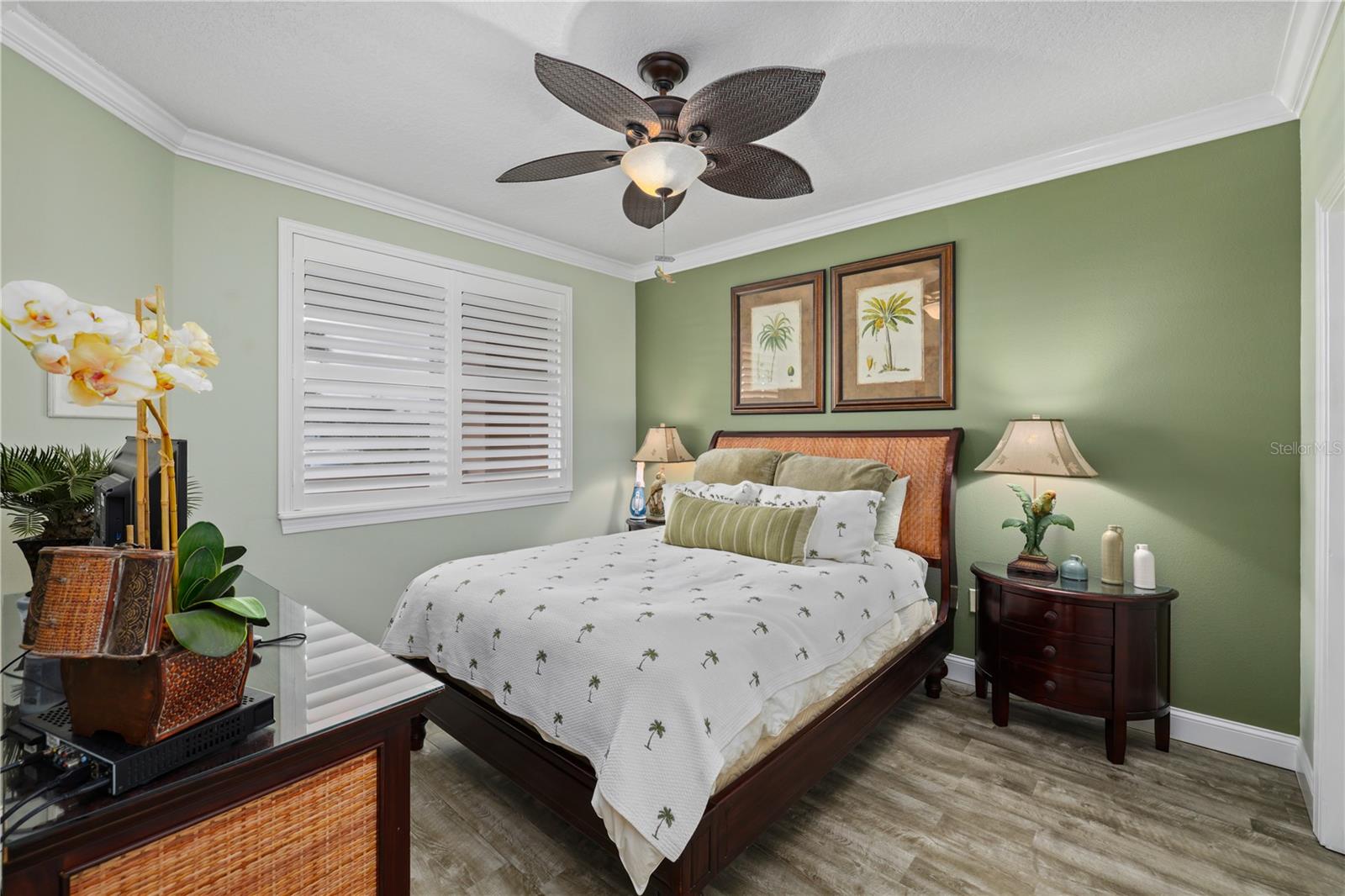 Image 12 of 58 For 60 Surfview Drive 105