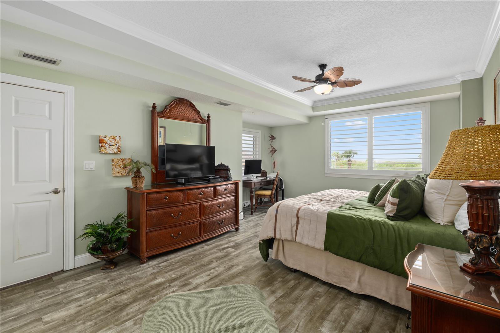 Image 32 of 58 For 60 Surfview Drive 105