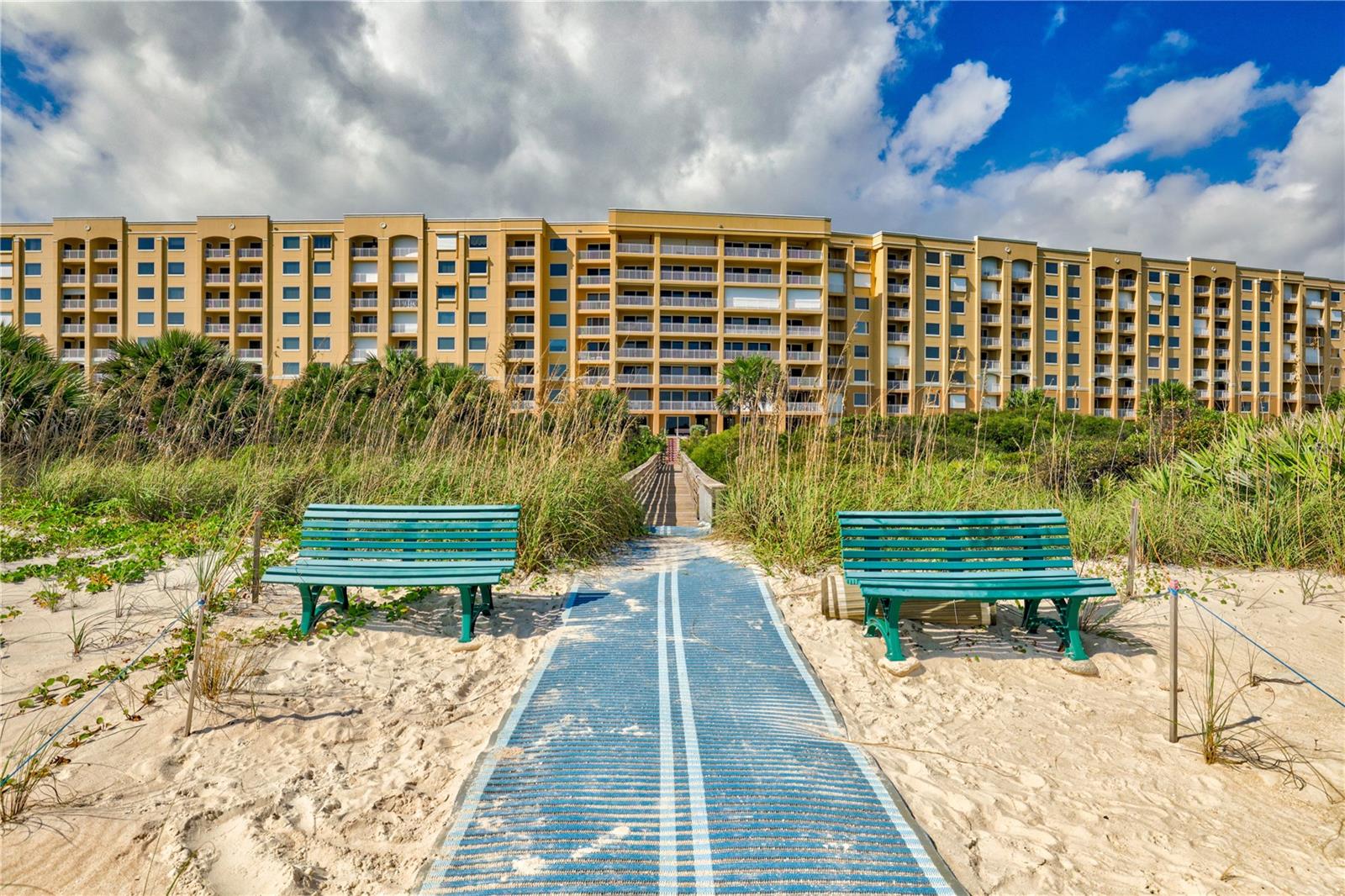 Image 51 of 58 For 60 Surfview Drive 105