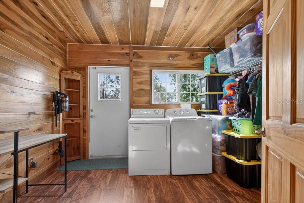 Image 38 of 69 For 16815 95th Avenue