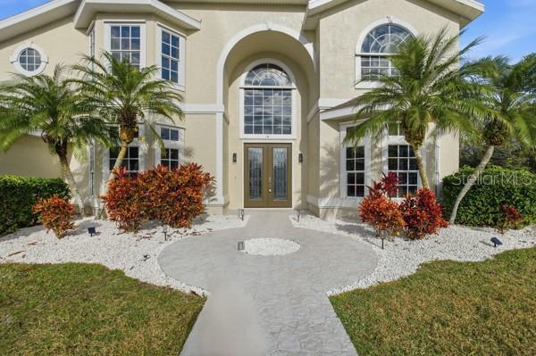 Image 2 of 70 For 18 Foxfords Chase