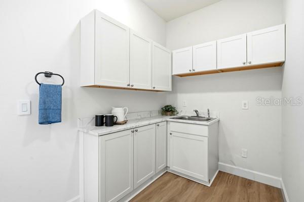 Image 48 of 70 For 18 Foxfords Chase