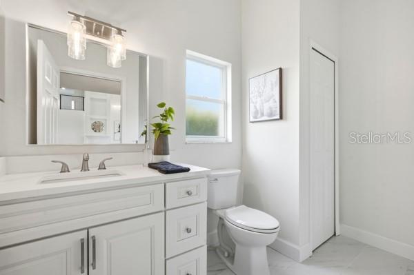 Image 56 of 70 For 18 Foxfords Chase