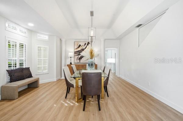 Image 58 of 70 For 18 Foxfords Chase