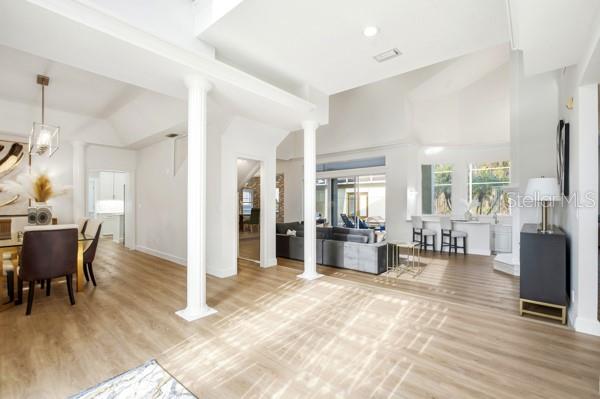 Image 67 of 70 For 18 Foxfords Chase