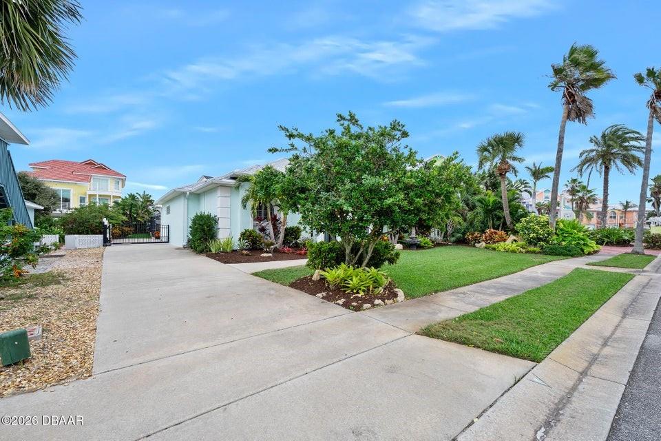 Image 33 of 64 For 133 Barrier Isle Drive