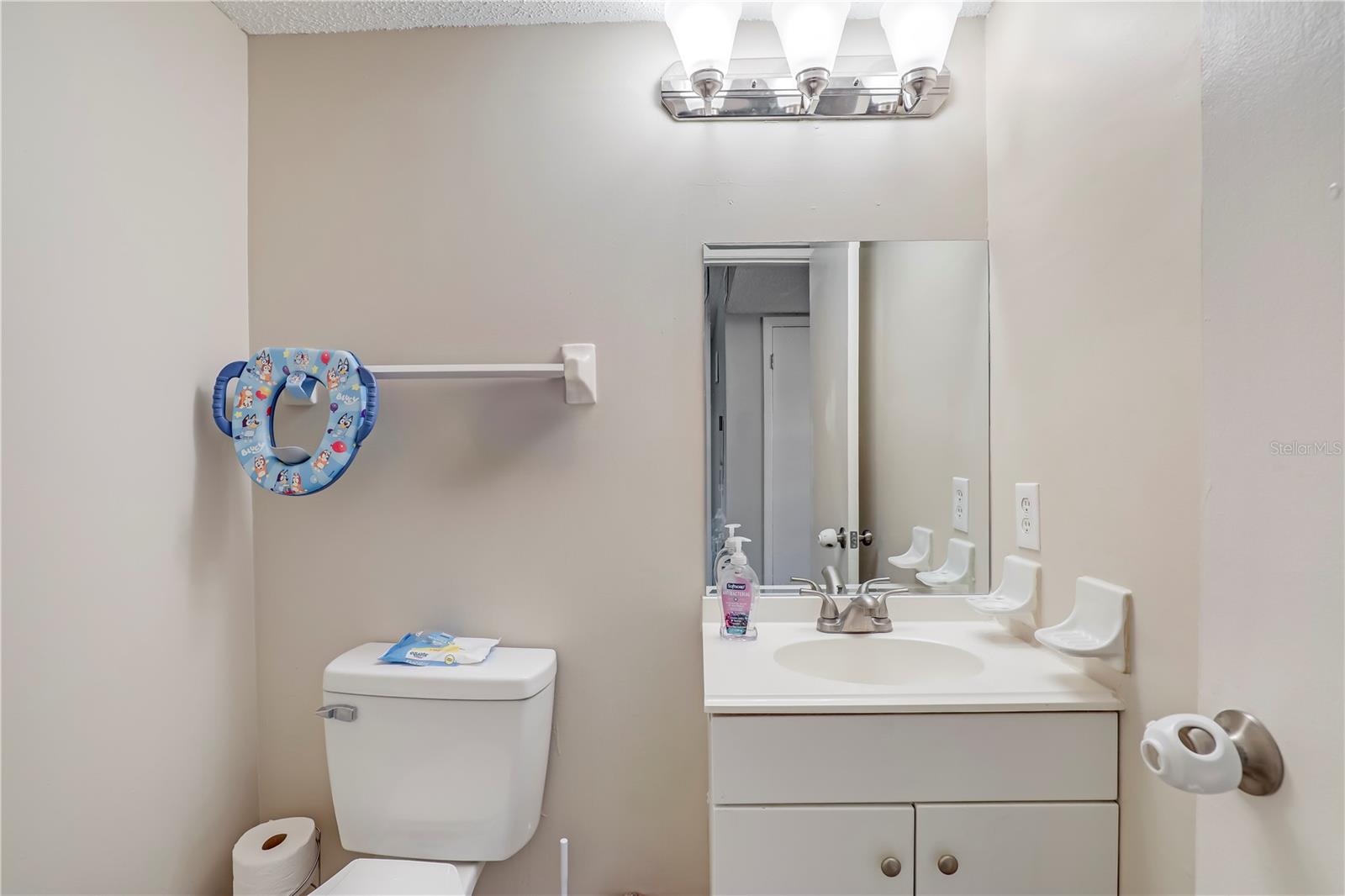 Image 10 of 28 For 503 Kettering Way