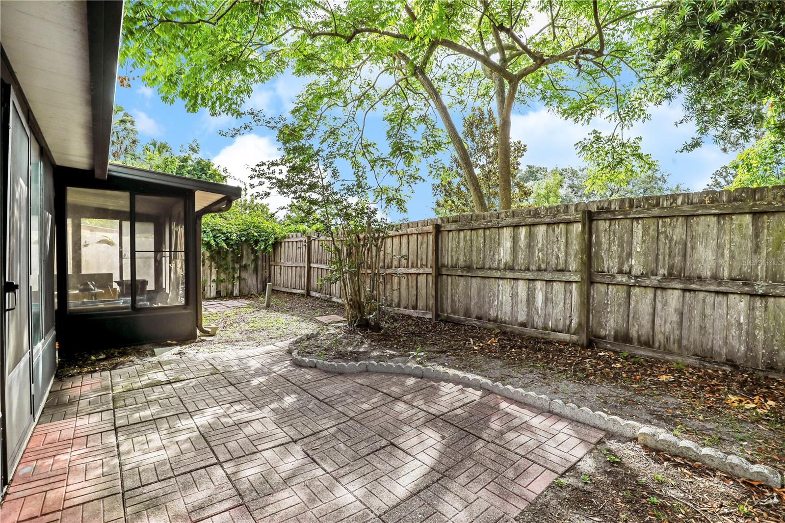 Image 3 of 28 For 503 Kettering Way