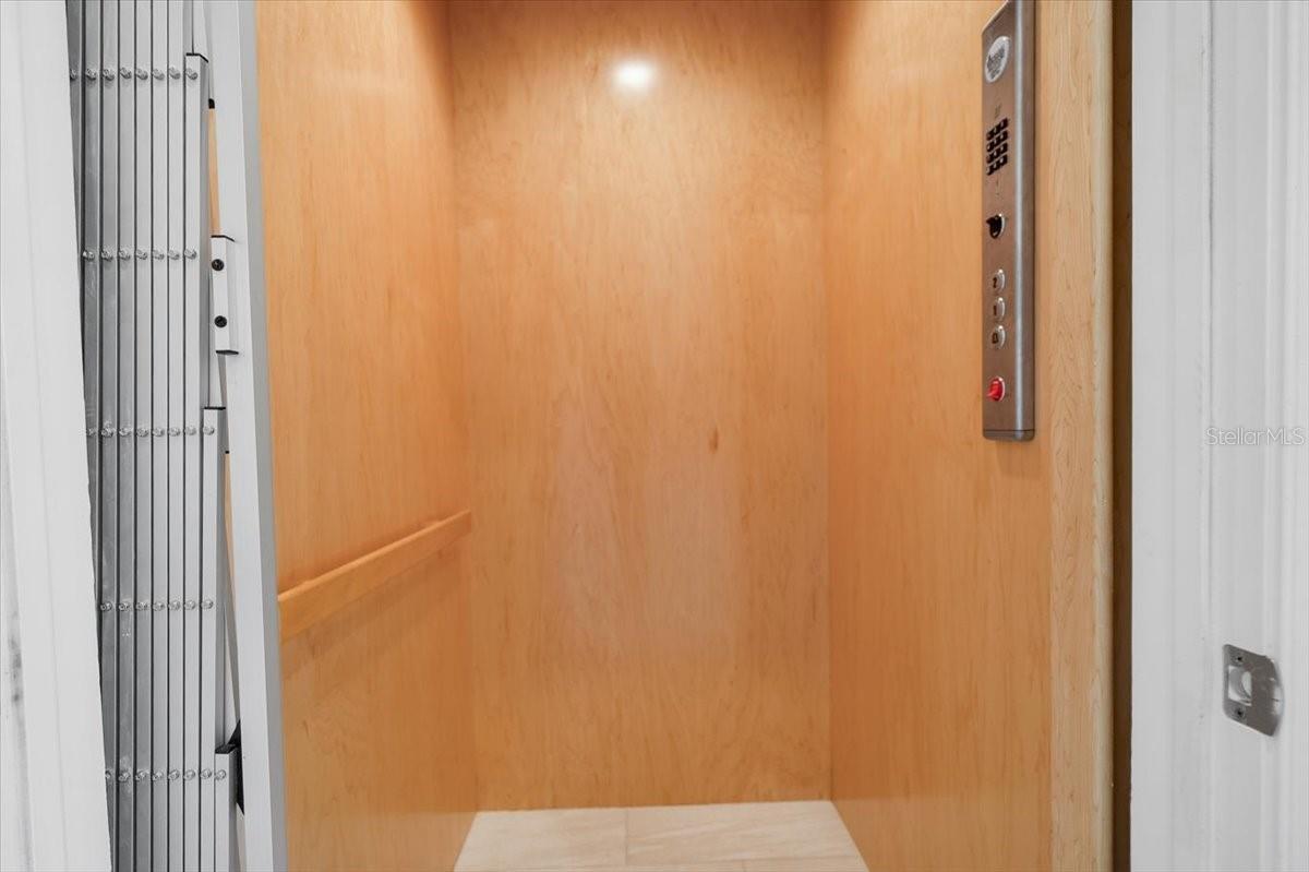 Listing photo id 11 for 16 Spinaker Circle