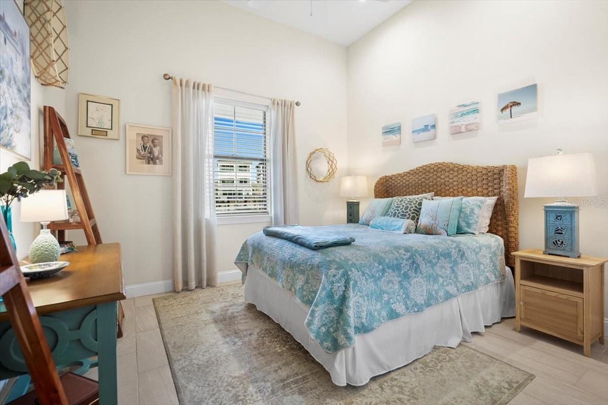 Listing photo id 19 for 16 Spinaker Circle