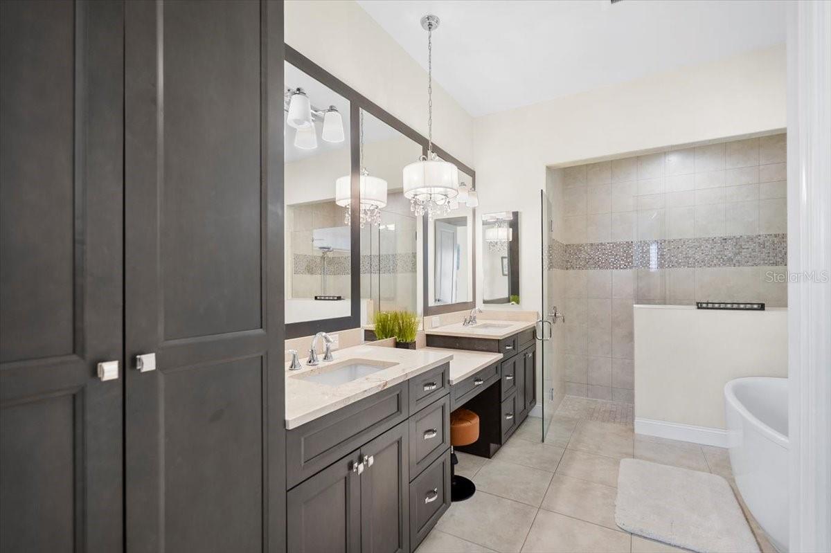 Listing photo id 49 for 16 Spinaker Circle